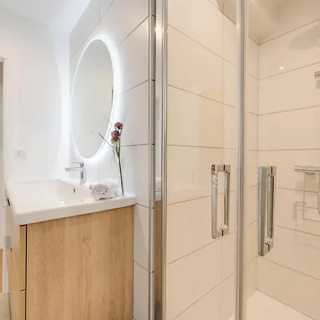Apartment L'annexe Du 43 - Beautiful T3 For 4 People With Balcony *